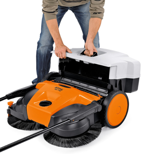 Zamiatarka KG 770- zbiornik